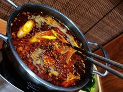 -独食火锅·半米屋台(直营总店)