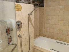 -岳阳阿波罗御庭酒店