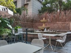 -潮一不贰·法式甜品·生日蛋糕·西式简餐(外滩店)