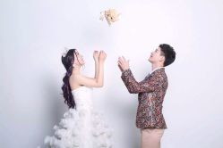 -巴黎婚纱摄影工作室