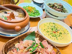 -老滇山寨•云南特色菜•地方菜•民族风情歌舞表演(金碧店)