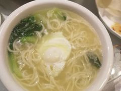 -阿三鱼头泡饼·家常菜