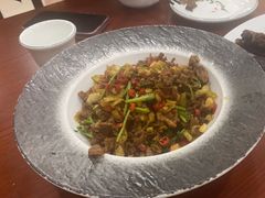 -湖南人家湘菜馆(镇江路店)