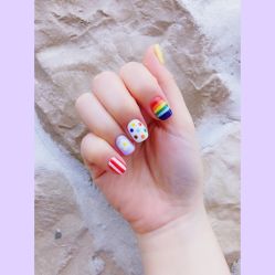 -手牵手美甲