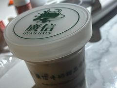 -广信牛奶甜品世家(台东店)