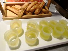 -尚尚仙·酸汤猪手·猪肚鸡火锅(华联万柳购物中心店)