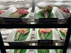 -威记烧嘢·南宁烧烤·超级生牛(绿地店)
