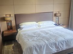 -昆明中心皇冠假日酒店