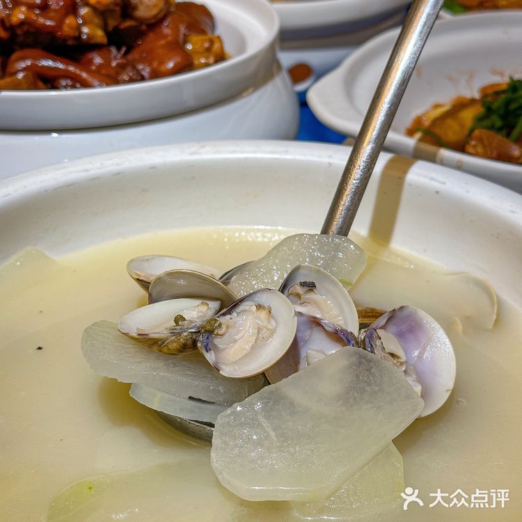 在昆明！老牌海鲜酒楼！太太太适合聚会了…