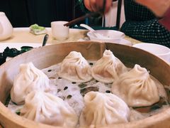 蟹粉小笼包-绿波廊(豫园店)