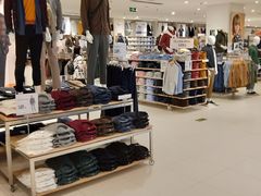 -优衣库(石家庄裕华万达广场店)