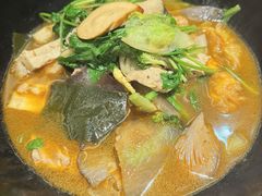 -万记麻辣烫国展总店