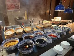 -BLU 全日制餐厅(上海安曼纳卓悦酒店)