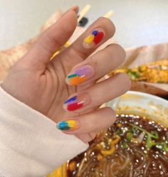 -悦指间美甲美睫