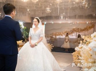  婚纱｜TONGHUA设计师品牌婚纱  夏未远