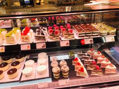 -巴黎贝甜(泗泾店)