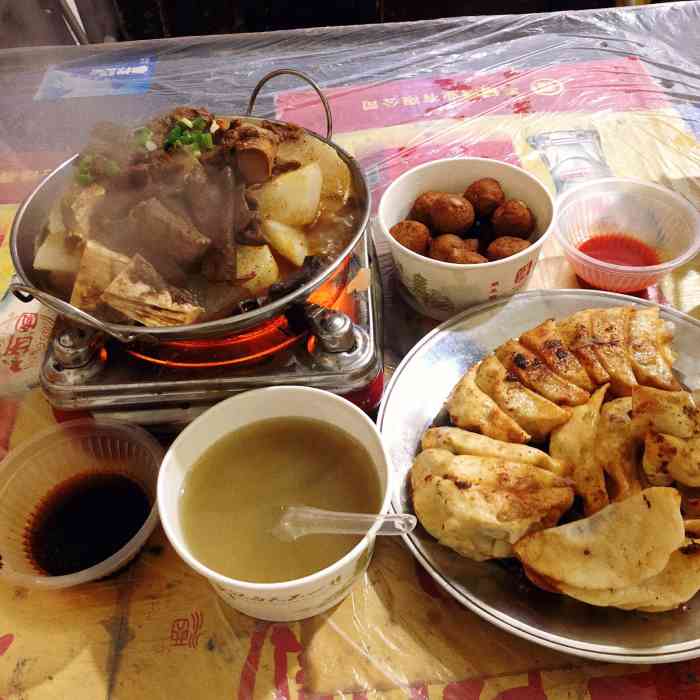 桂萍特色牛筋牛杂长堤街总店