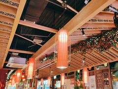 -野山舂·贵州现舂酸汤火锅(鸿通城店)