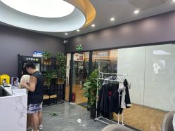 -藤野造型烫染·漂发