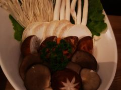 -左庭右院鲜牛肉火锅(浦江欢乐颂店)