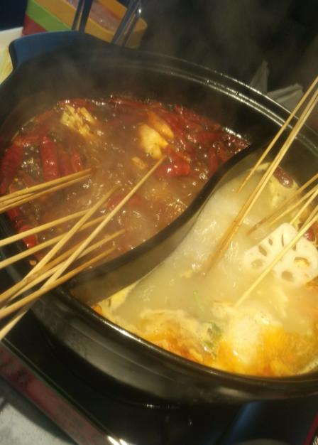 龙签串串火锅(江南大道店)-"味道还不错,但是盒子的价钱没有标注出来