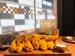 -BHC炸鸡(明洞总店)
