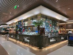 -金马门国际美食百汇(珞喻路店)
