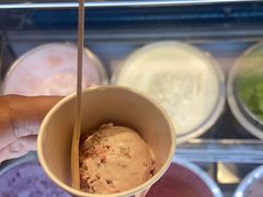 -哈根达斯(芳圆里店)