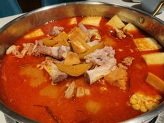 酸汤猪手火锅-小街猪手(团结湖店)