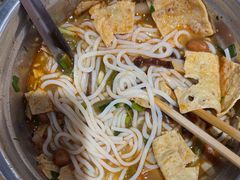 -柳州肥姨妈大骨螺蛳粉(曹路店)