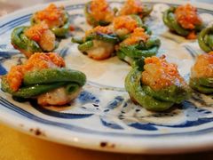 蟹黄墨鱼饼-龙桥私厨·姜花菊花过桥鱼·顺德菜(容桂店)