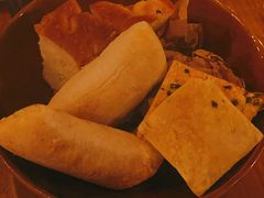 斯普汇经典餐前面包-斯普汇生蚝牛排馆(中骏世界城店)