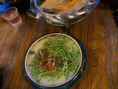 招牌冬阴动海鲜锅-春风十里烧烤音乐吧(实力乐队驻唱三元里店)