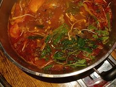-亮欢寨酸汤鱼(沙冲路店)