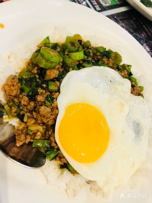 表叔茶餐厅(佛罗伦萨小镇奥莱店)窝蛋免治牛肉饭图片 - 第70张