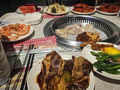 -汉金城海鲜烤肉自助百汇(威海威高广场店)