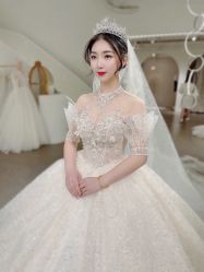 -艾米丽婚纱礼服