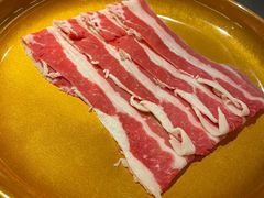 -牛YO寿喜烧·铁板烧和牛火锅自助(市府恒隆店)