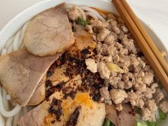 -黄金娣米线(盛邦老店)