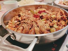 -黄记煌三汁焖锅(新佳丽江汉路店)