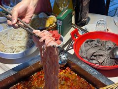 -二荆条·蜀鲜汇城市森林火锅