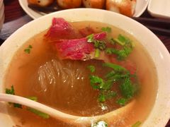 牛肉粉丝汤-哑巴生煎(临顿路店)