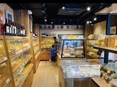 面包甜点陈列柜-匠造烘焙(联洋店)