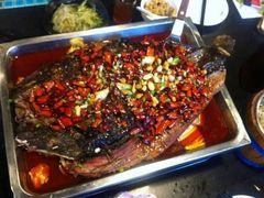 -鸣记脆皮烤鱼·海鲜烤鱼(三八广场店)