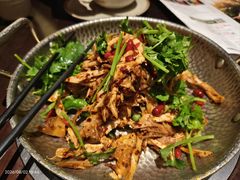 手撕扁担鸡-吃饭皇帝大(梅溪新天地店)