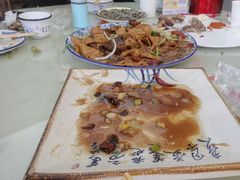 -壹阁胡羊焖饼(特色小吃街店)
