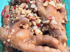 -舟舟刮凉粉
