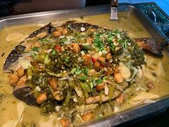 -鸣记脆皮烤鱼·海鲜烤鱼(三八广场店)