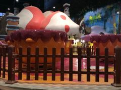 -蓝精灵乐园·世茂精灵之城主题乐园