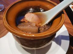 黑枸杞鲜虎松茸竹笙煲老鸡汤-北京柏悦酒店·锦庭餐厅Dining Room